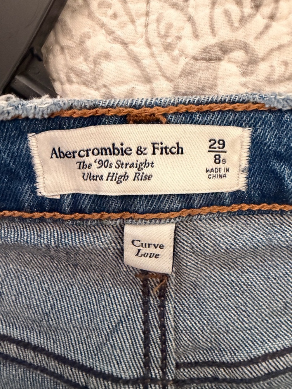 Abercrombie & Fitch Light Blue iDistressed Denim Jeans - Picture 4 of 4